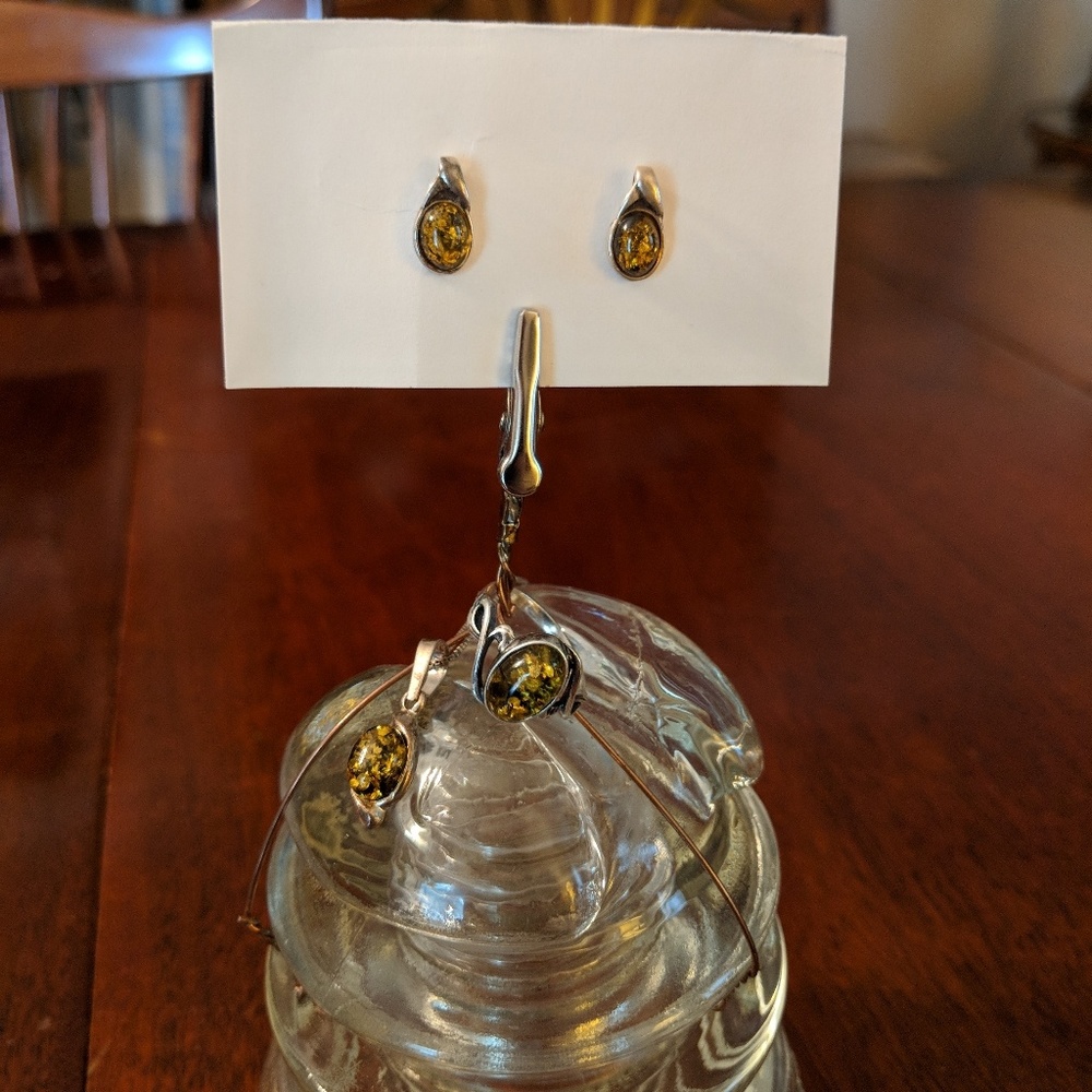 Green amber jewelry set